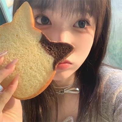 早餐时女歌迷快闪